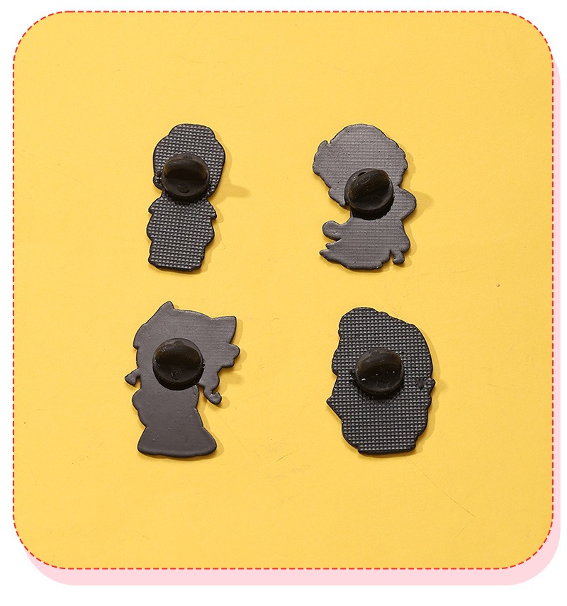 Novedad: Broche de dibujos ani - Anime Cosplay Twitter reseña y precio
